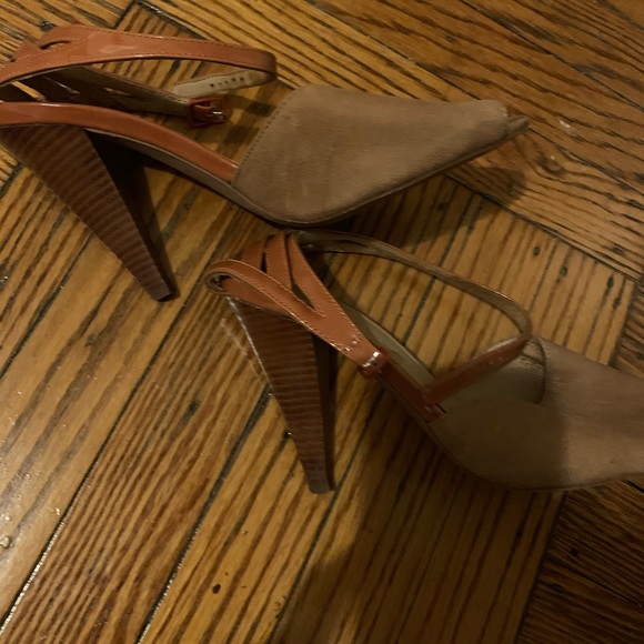 Shoes - Picture 5 of 5